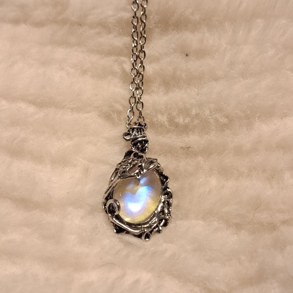 Amethyst Necklace Coloring Changing Necklace - Picture 1 of 5